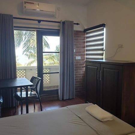 Hotel Janishi Residencies Negombo Exterior foto