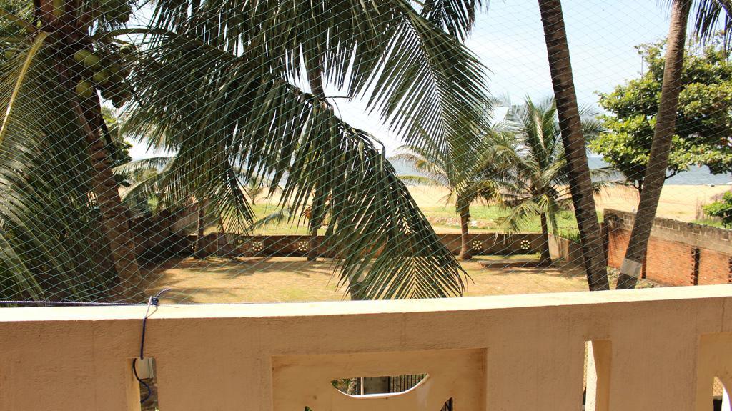 Hotel Janishi Residencies Negombo Exterior foto
